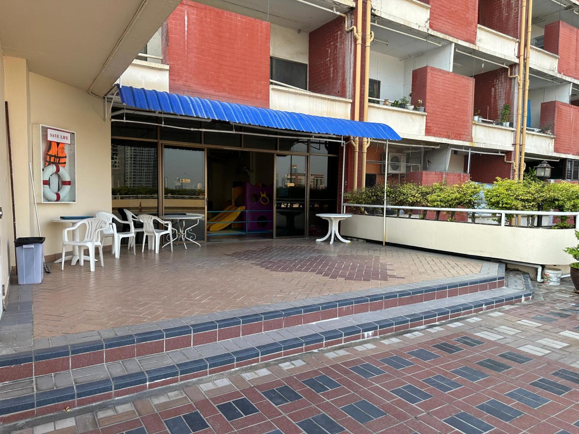 Aparthotel Country Complex Bangna Bangkok Exterior foto